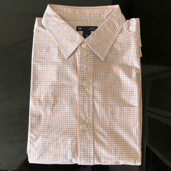 GAP Other - Gap Slim Fit Button-Front Long Sleeve Shirt